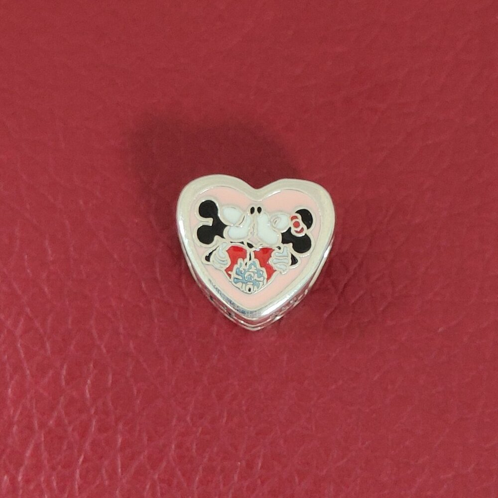 Pandora D isney Parks Minnie Mouse LOVE Heart Charm Bracelet Pendant S925 Silver